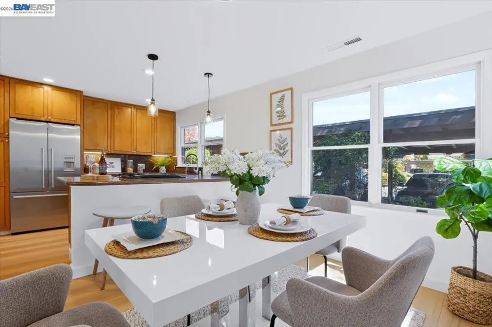 204 Centre Ct Alameda, CA 94502