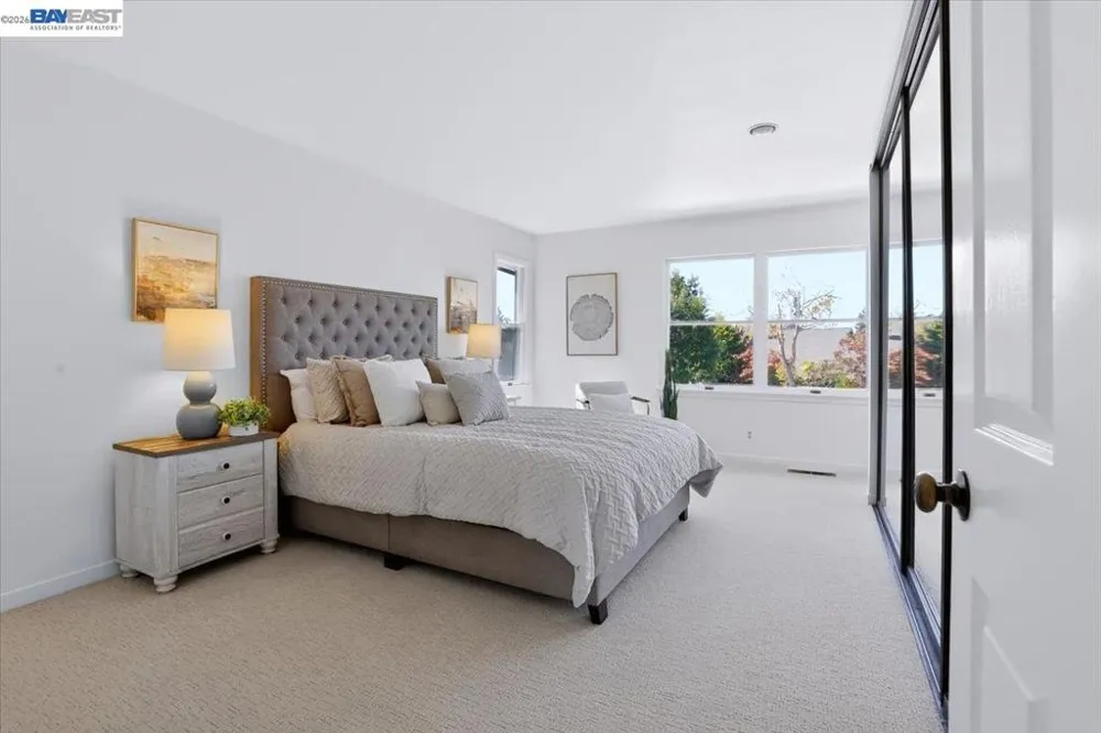 204 Centre Ct Alameda, CA 94502