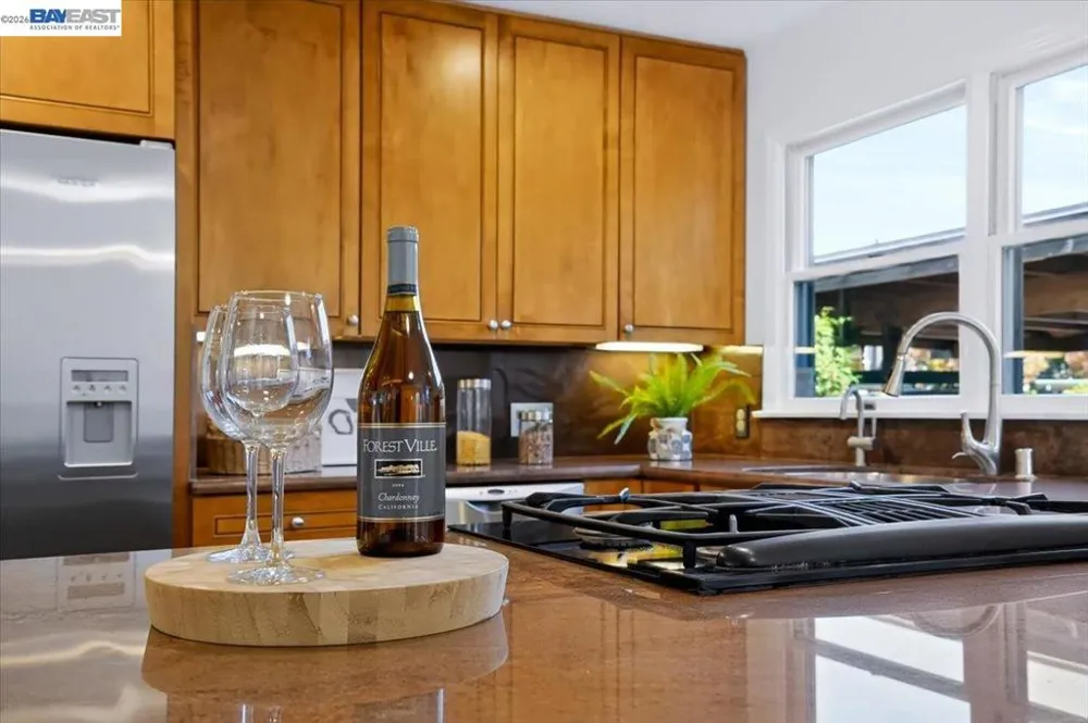 204 Centre Ct Alameda, CA 94502