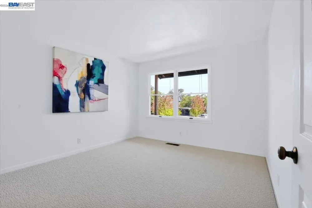 204 Centre Ct Alameda, CA 94502