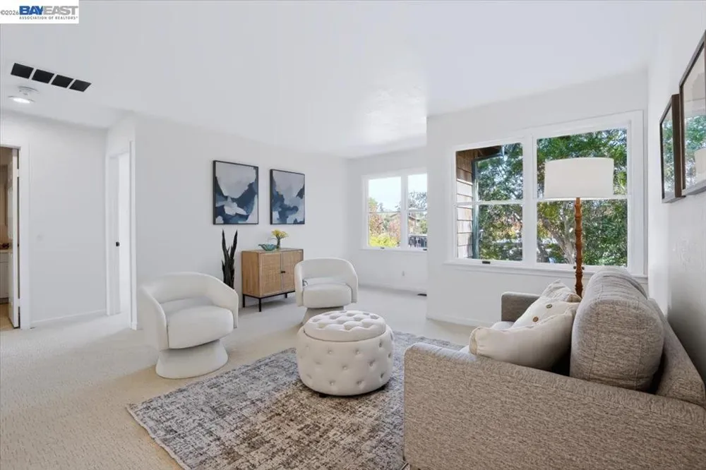 204 Centre Ct Alameda, CA 94502