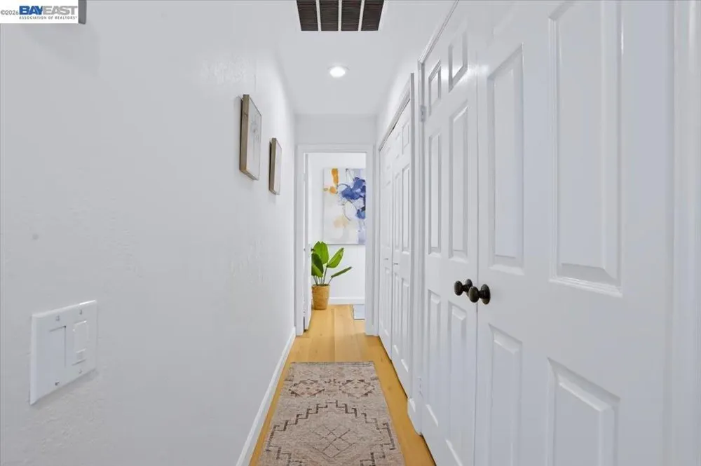 204 Centre Ct Alameda, CA 94502