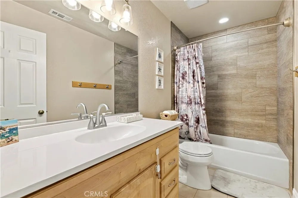 6226 W Avenue J5 Lancaster, CA 93536