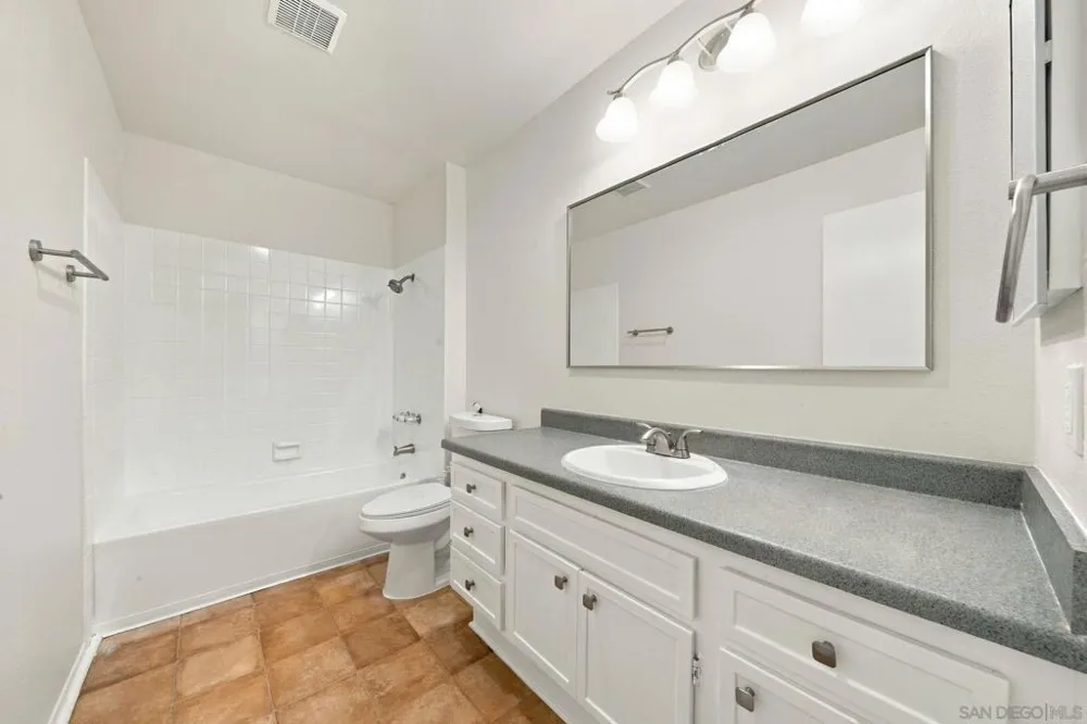 10805 Camino Ruiz #43 San Diego, CA 92126