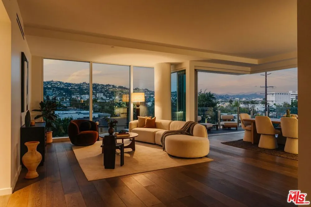 9000 W 3rd Street #403 Los Angeles, CA 90048