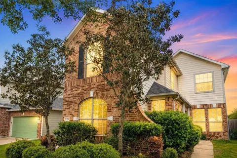 21706 Spring Vine Ln