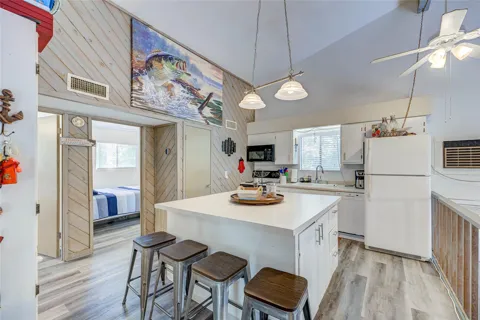 346 Creekside Drive