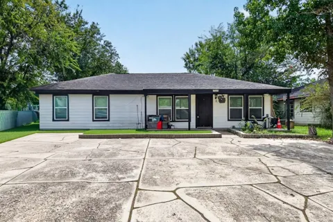 8822 Sultan Drive
