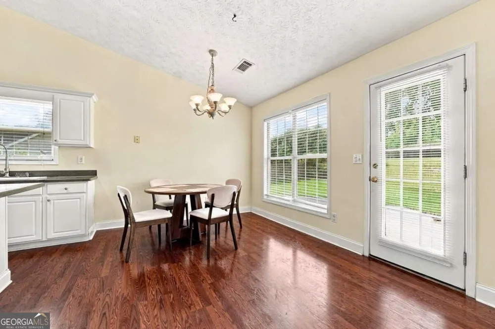 3338 Woodtree LN Buford, GA 30519
