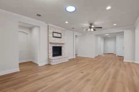 509 Davis Mountain Circle