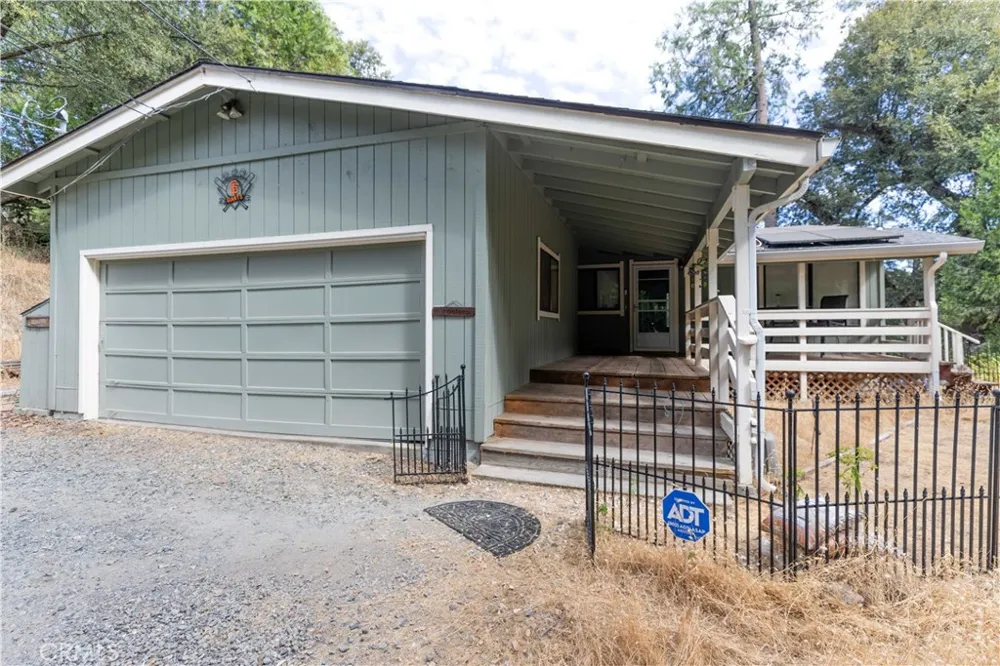 21871 Fallview Sonora, CA 95370