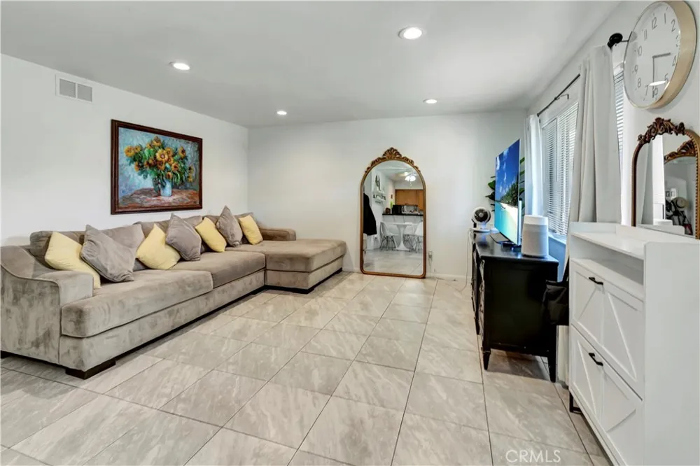 32182 Paseo Carolina San Juan Capistrano, CA 92675