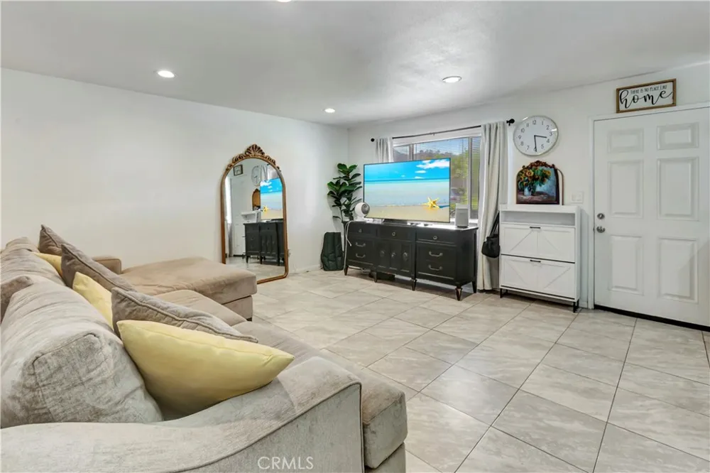 32182 Paseo Carolina San Juan Capistrano, CA 92675