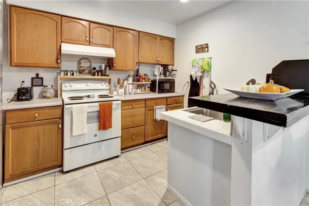 32182 Paseo Carolina San Juan Capistrano, CA 92675
