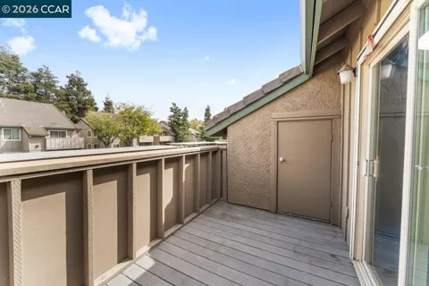 2189 Lakeview