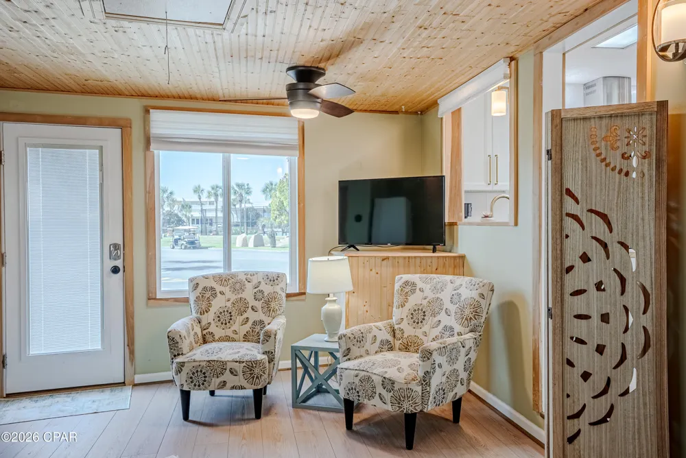 1 Dolphin Lane Panama City Beach, FL 32408