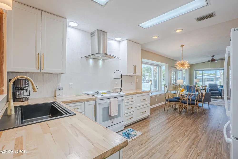 1 Dolphin Lane Panama City Beach, FL 32408