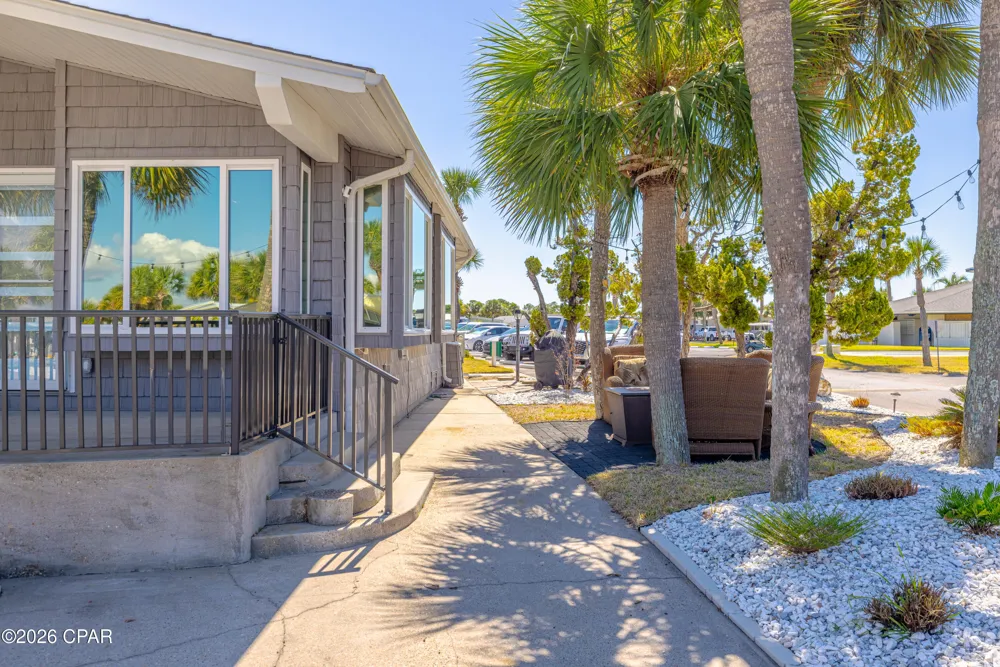 1 Dolphin Lane Panama City Beach, FL 32408