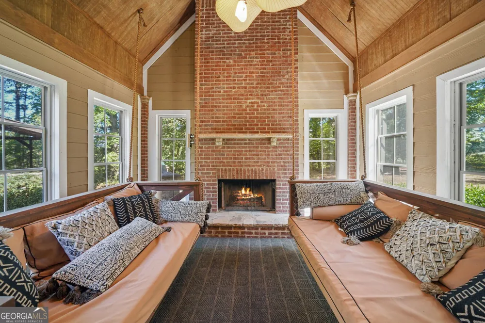 357 Birchwood DR Clarkesville, GA 30523