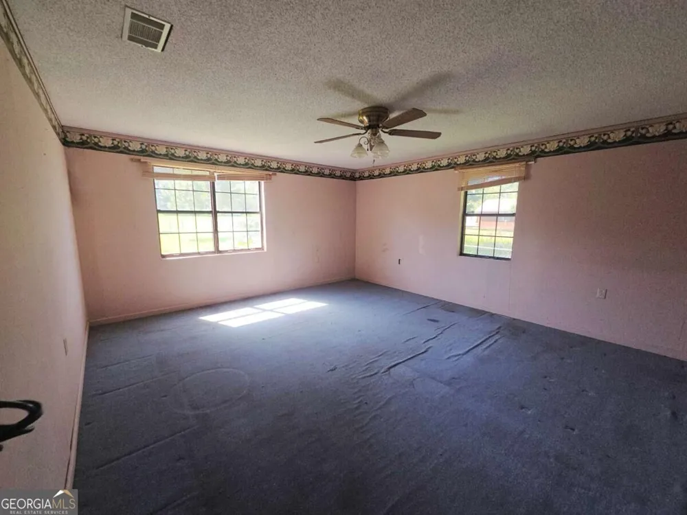 3038 Armor RD Patterson, GA 31557