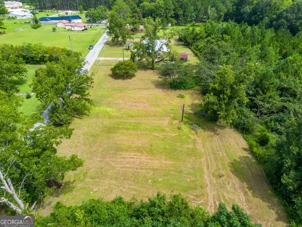 3038 Armor RD Patterson, GA 31557