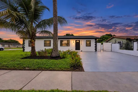 20352 NW 39th Ct