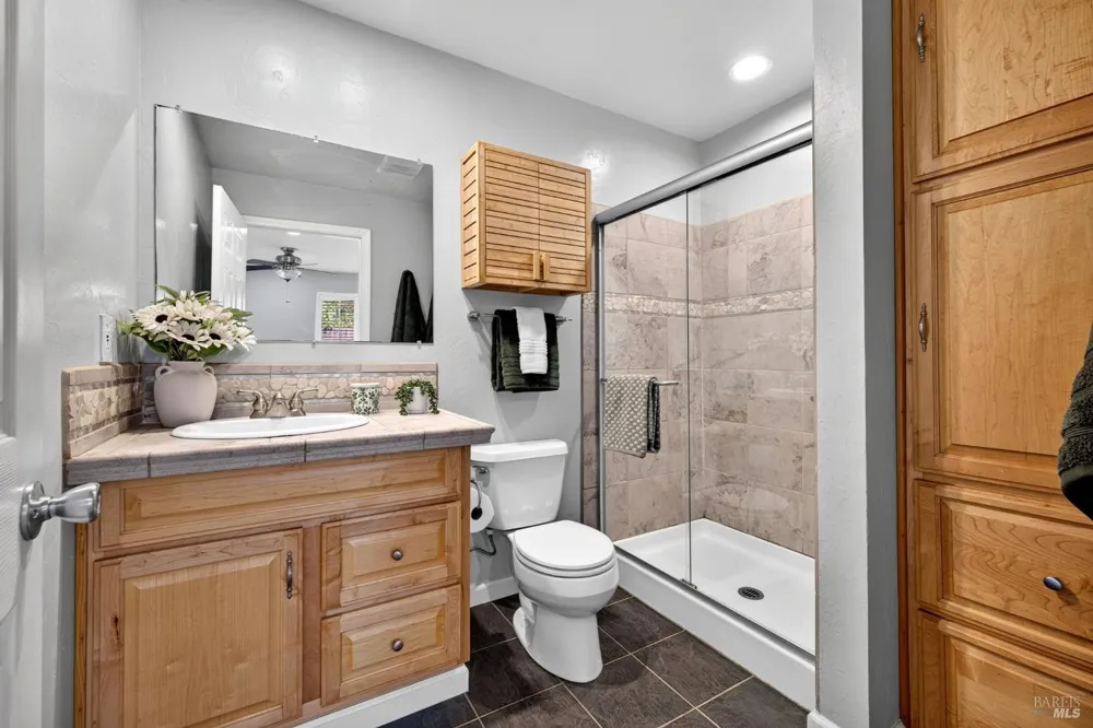 652 Corlano Avenue Santa Rosa, CA 95404