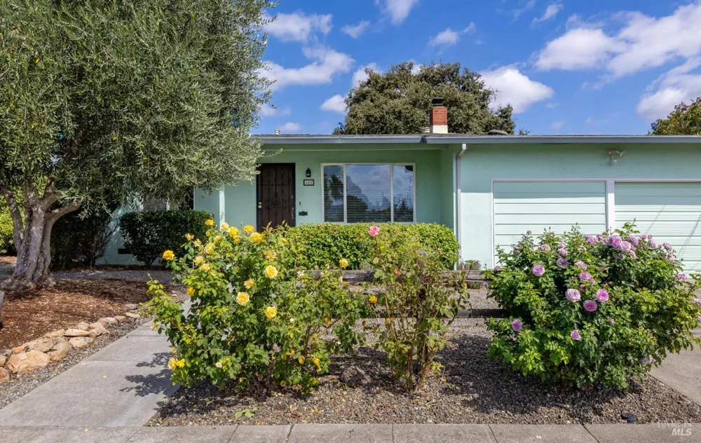 652 Corlano Avenue Santa Rosa, CA 95404