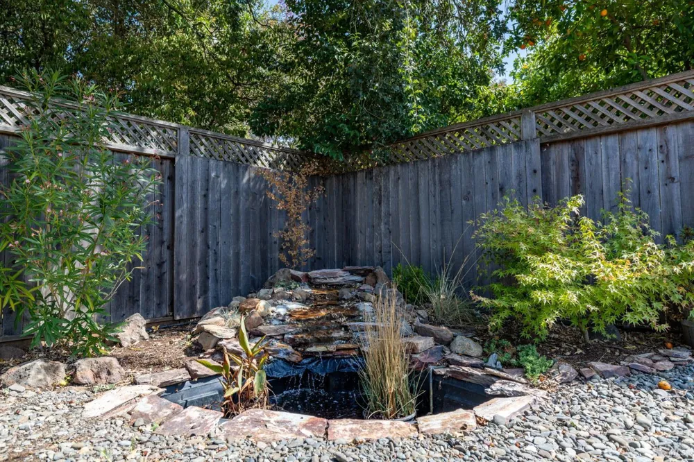 652 Corlano Avenue Santa Rosa, CA 95404
