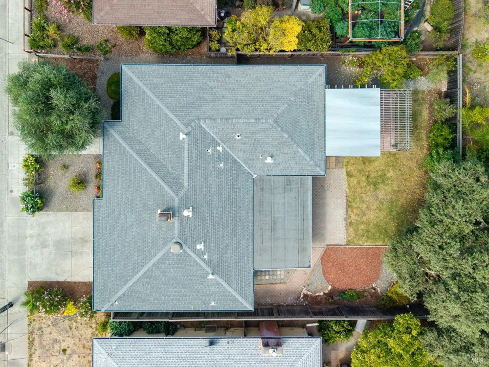 652 Corlano Avenue Santa Rosa, CA 95404