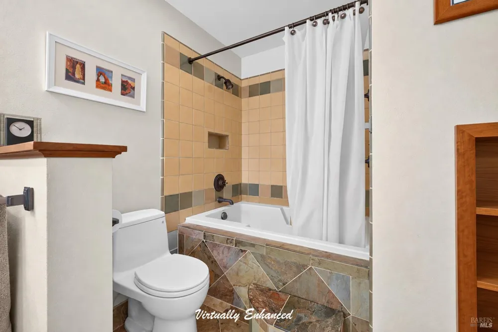 172 Clearview Court Petaluma, CA 94952
