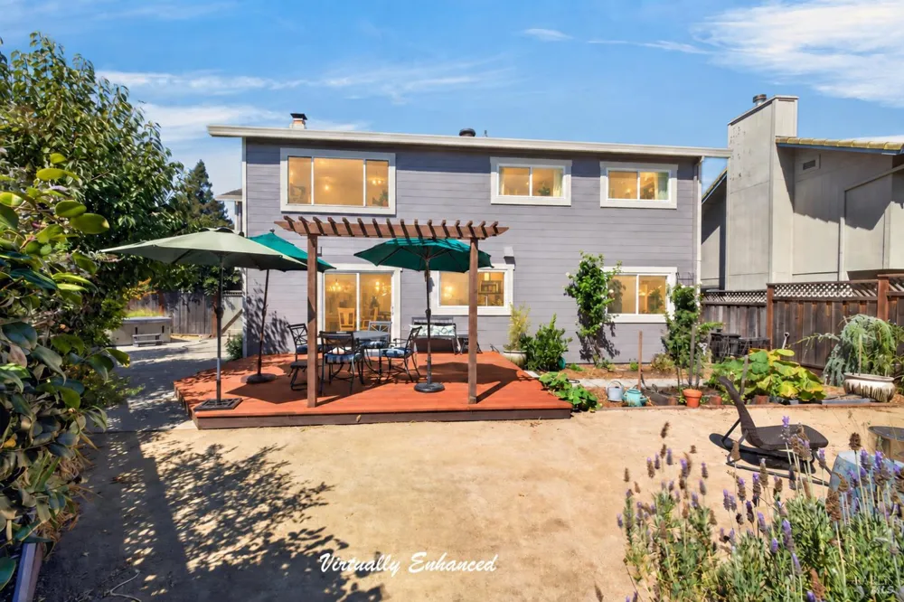 172 Clearview Court Petaluma, CA 94952