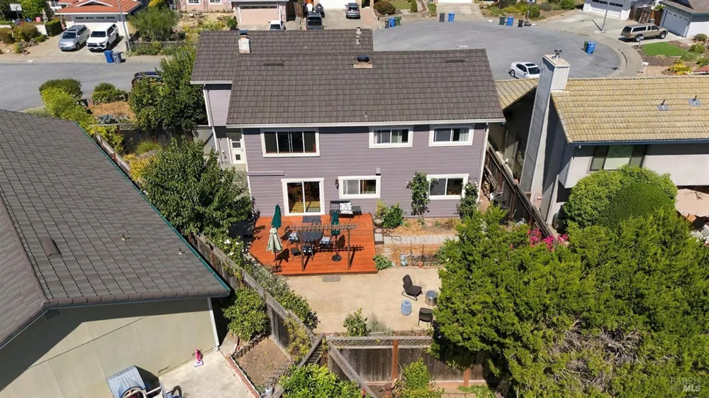 172 Clearview Court Petaluma, CA 94952