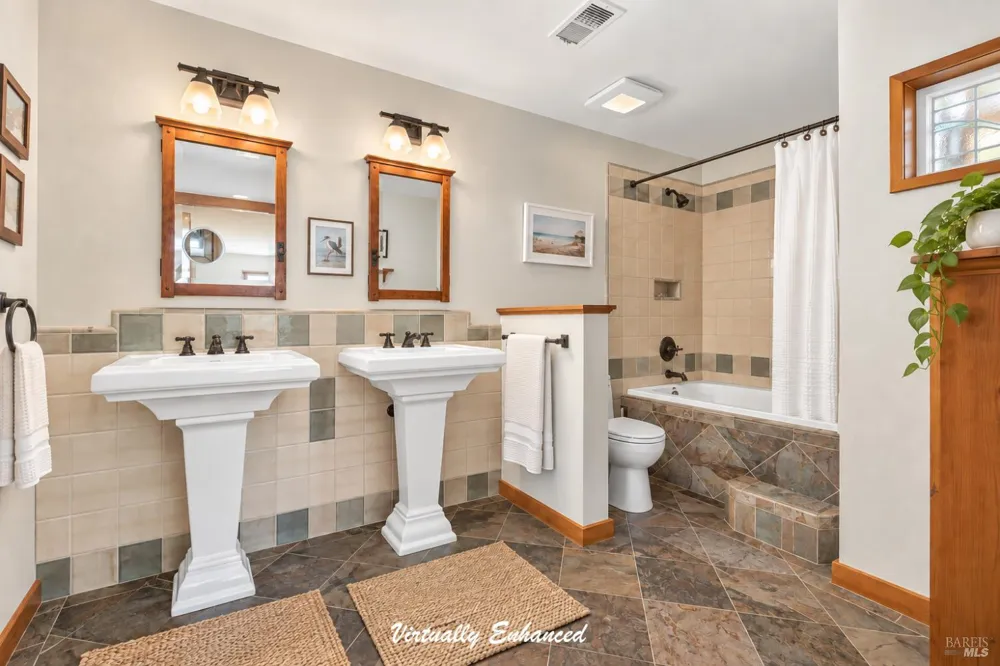 172 Clearview Court Petaluma, CA 94952