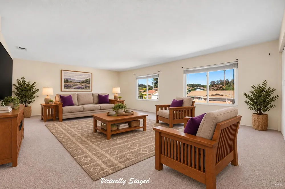 172 Clearview Court Petaluma, CA 94952