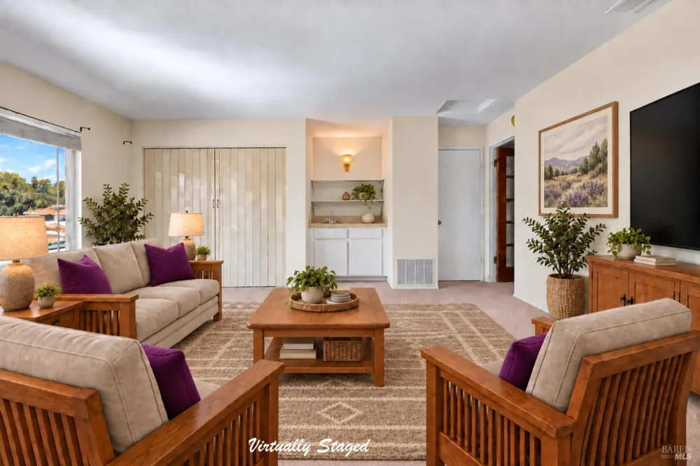 172 Clearview Court Petaluma, CA 94952