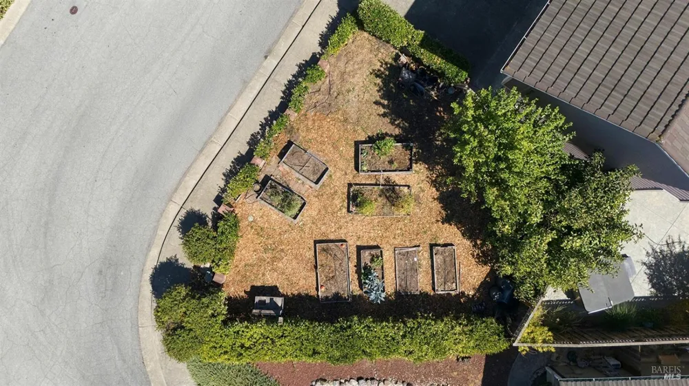 172 Clearview Court Petaluma, CA 94952