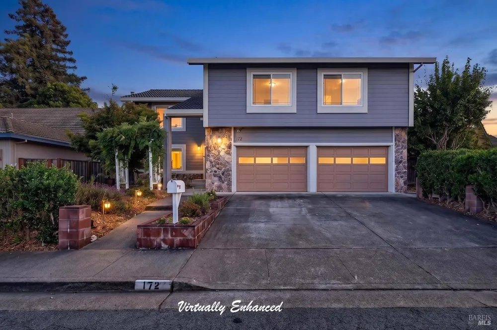172 Clearview Court Petaluma, CA 94952