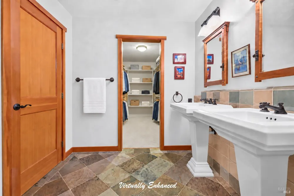 172 Clearview Court Petaluma, CA 94952