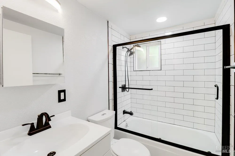 3037 Bertram Court Concord, CA 94520