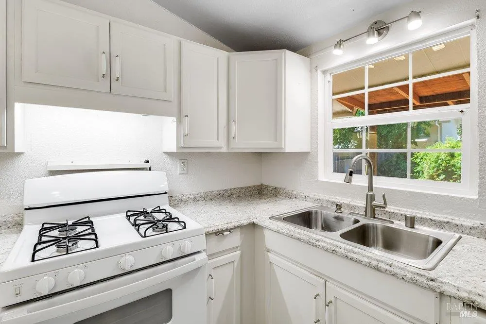 3037 Bertram Court Concord, CA 94520