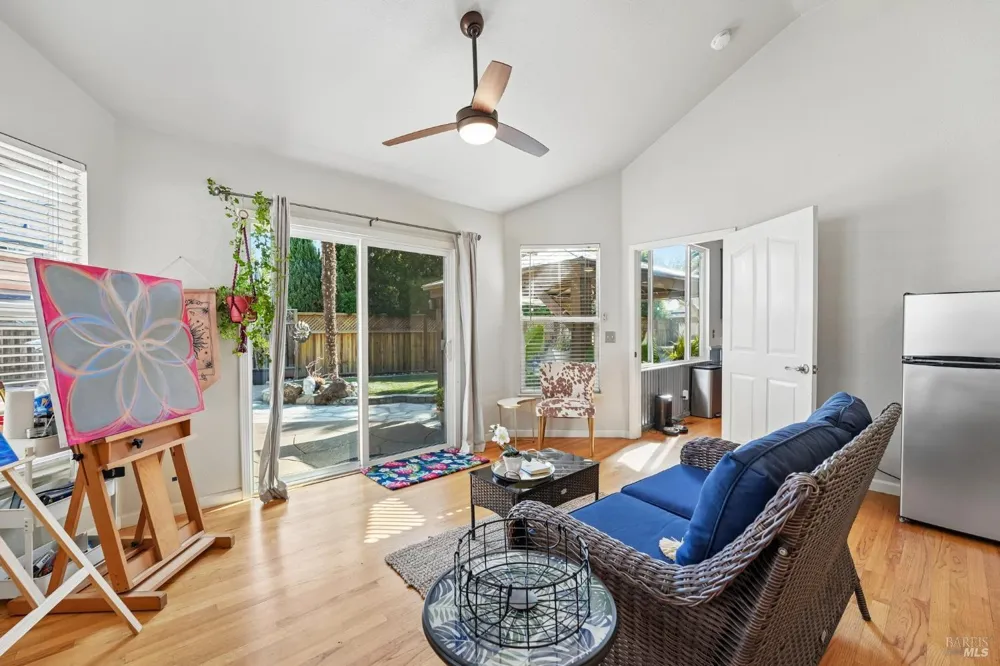 316 Dominic Court Windsor, CA 95492