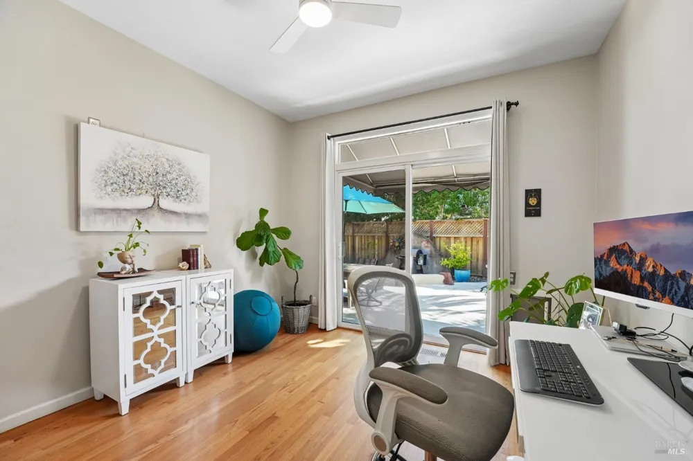 316 Dominic Court Windsor, CA 95492