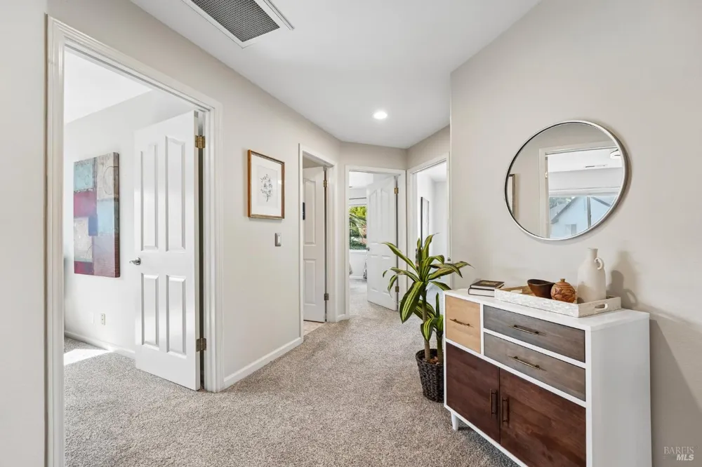 316 Dominic Court Windsor, CA 95492