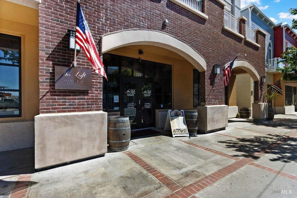 428 E I STREET Benicia, CA 94510
