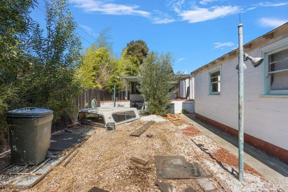 428 E I STREET Benicia, CA 94510