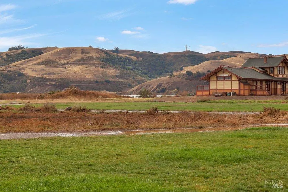428 E I STREET Benicia, CA 94510