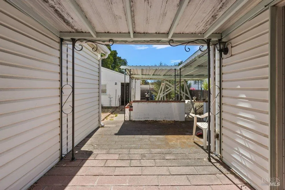 428 E I STREET Benicia, CA 94510