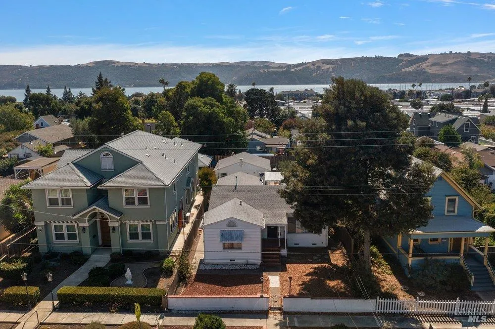428 E I STREET Benicia, CA 94510