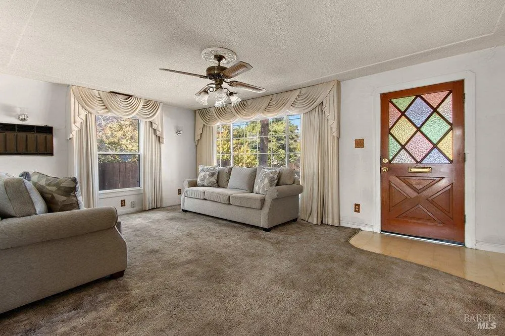 428 E I STREET Benicia, CA 94510